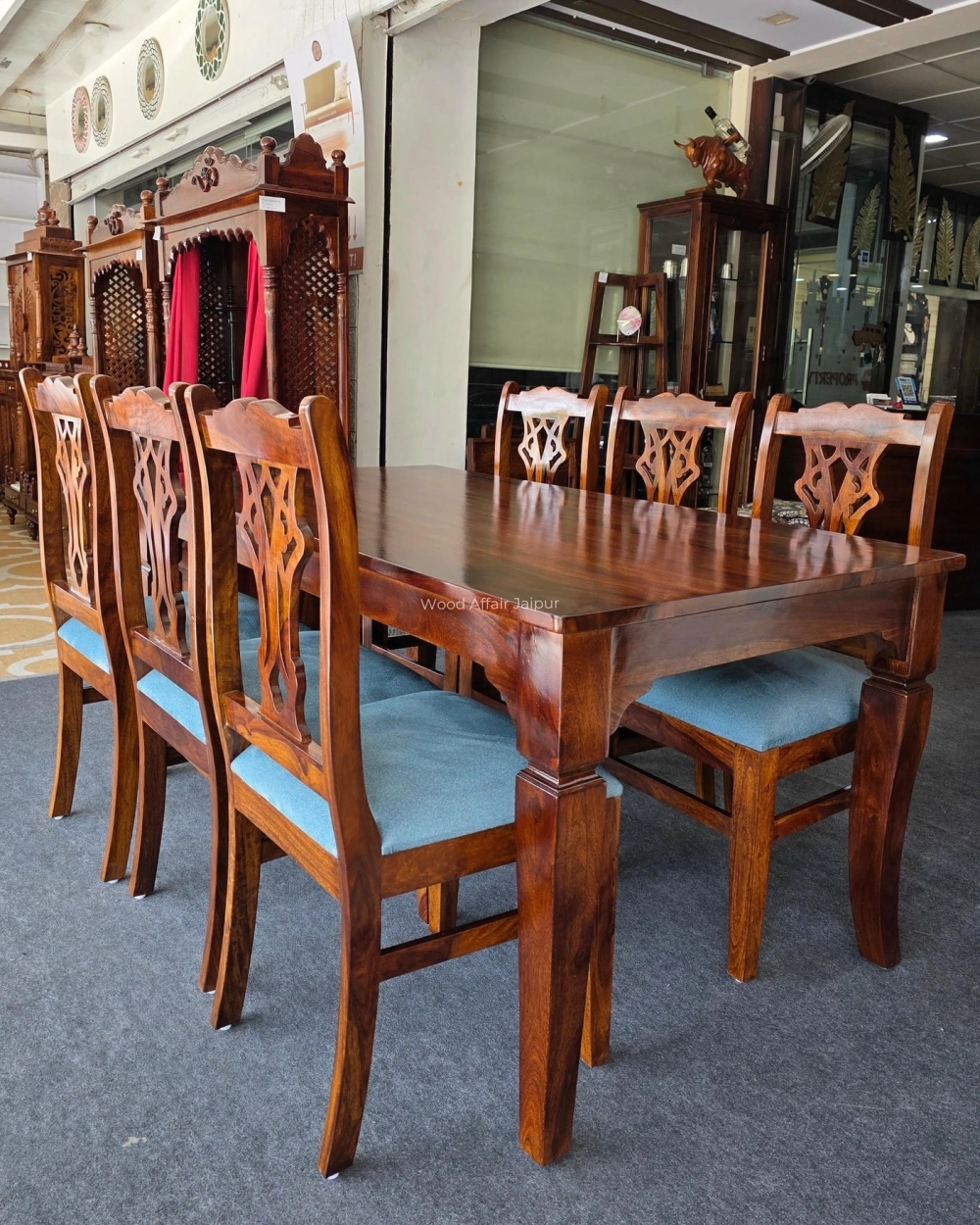 Bộ bàn ăn gỗ gõ đỏ chạm khắc tinh xảo cổ điển