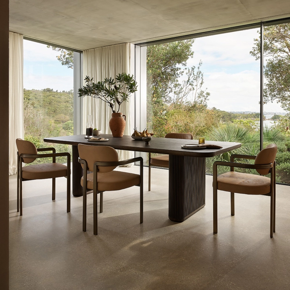 Bộ bàn ăn gỗ tròn mâm xoay tiện lợi cho bữa cơm