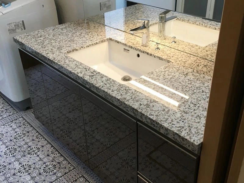 Bàn đá lavabo bền đẹp nâng tầm không gian