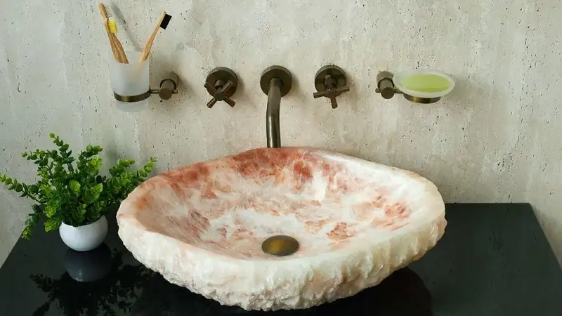 Bàn đá lavabo nhà vệ sinh sạch đẹp bền bỉ