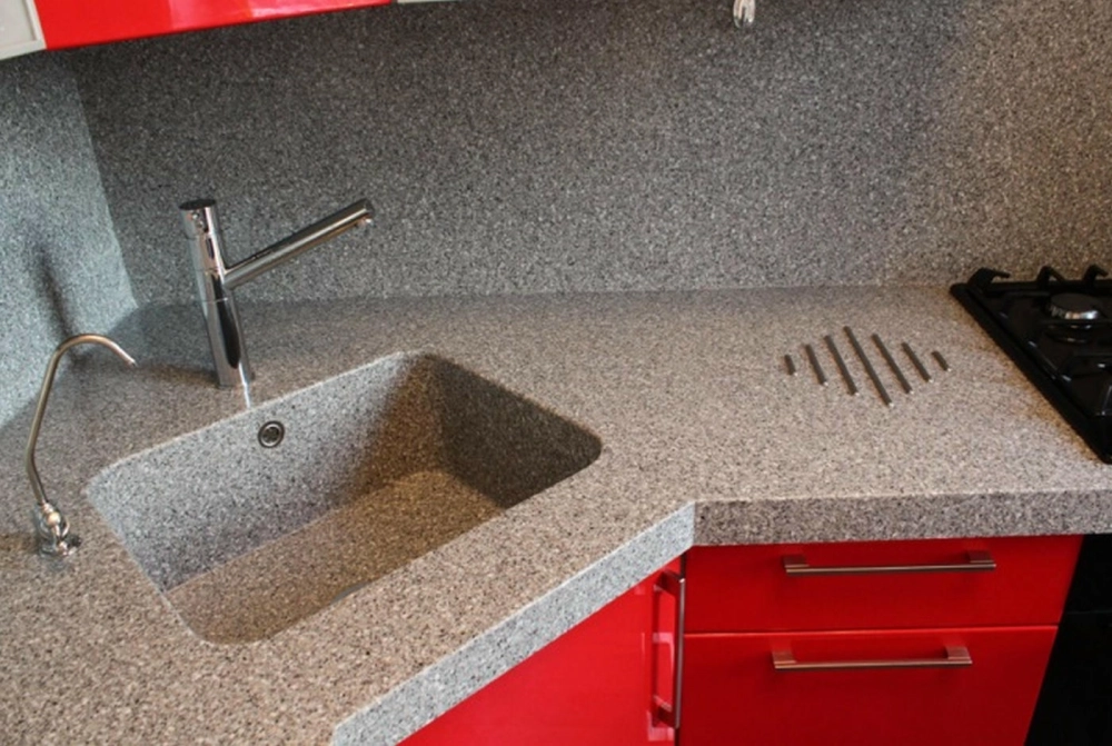 Vẻ đẹp không mối nối của đá nhân tạo solid surface màu trắng