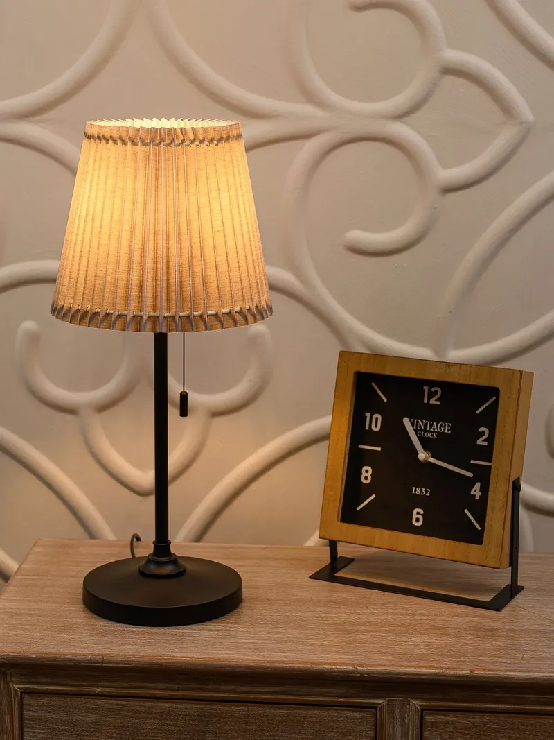 Khám phá ảnh đèn bàn nghệ thuật độc đáo và sáng tạo