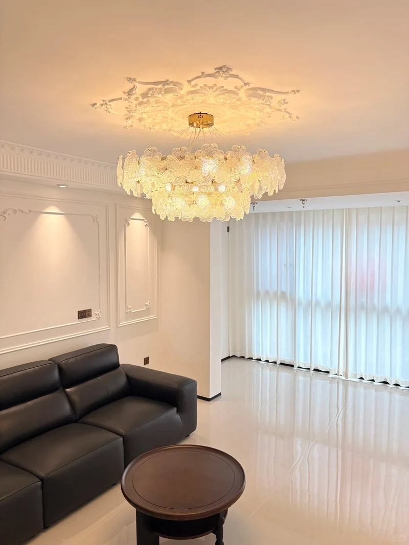 Hiện đại và tinh tế cùng đèn chùm phòng khách hiện đại