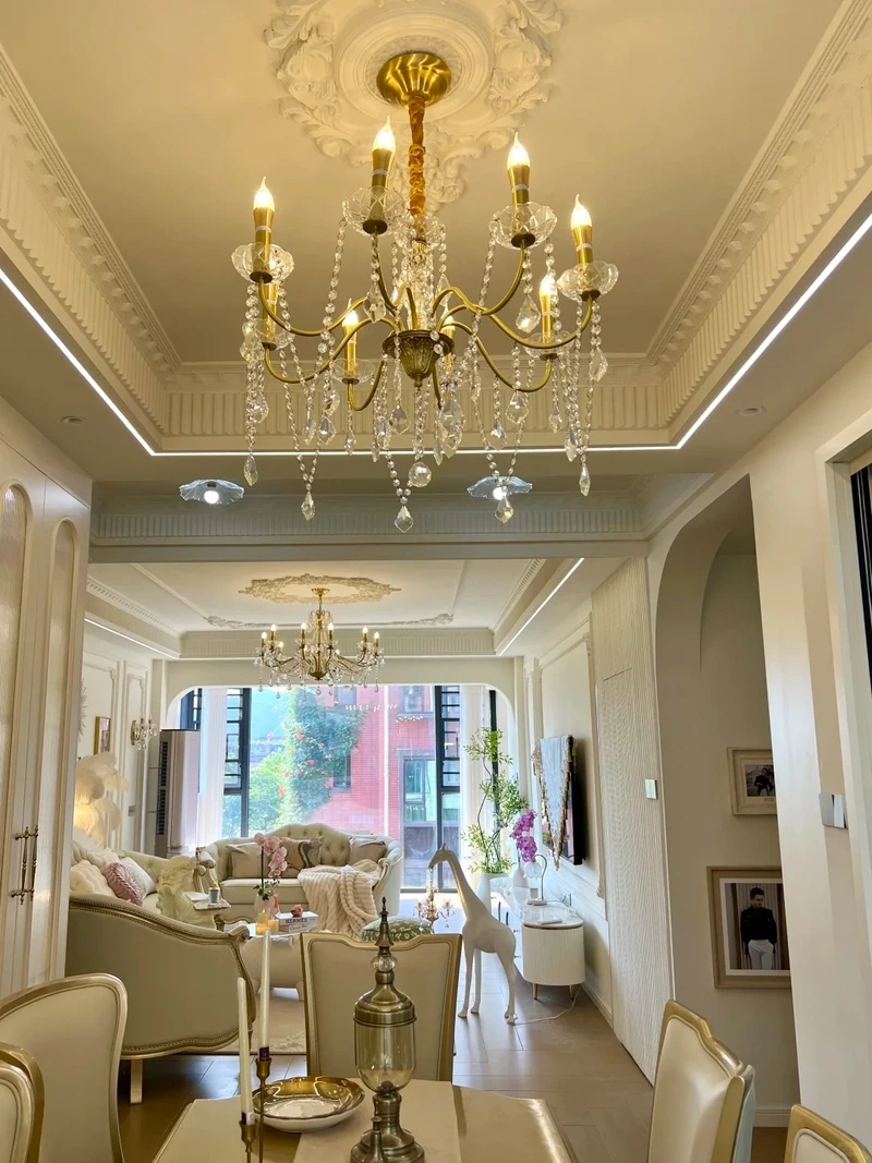 Tạo điểm nhấn nổi bật nhờ đèn chùm phòng khách trang trí đẹp