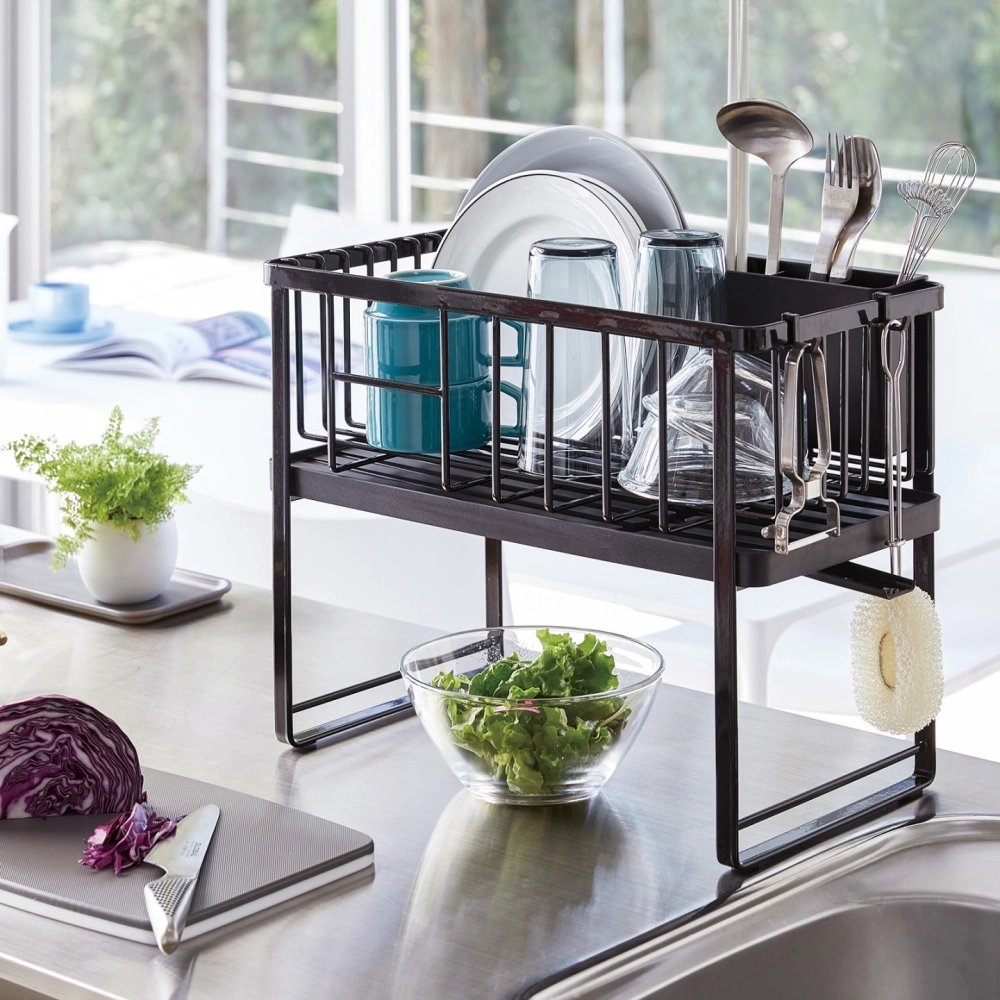 Khay hứng nước đi kèm giá bát đĩa tủ trên giúp tủ khô thoáng