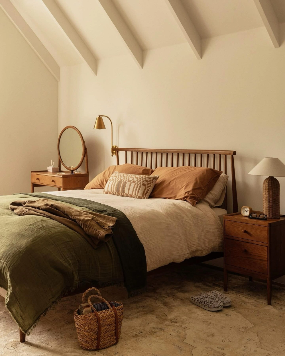 Thiết kế giường gỗ phản nguyên tấm mộc mạc