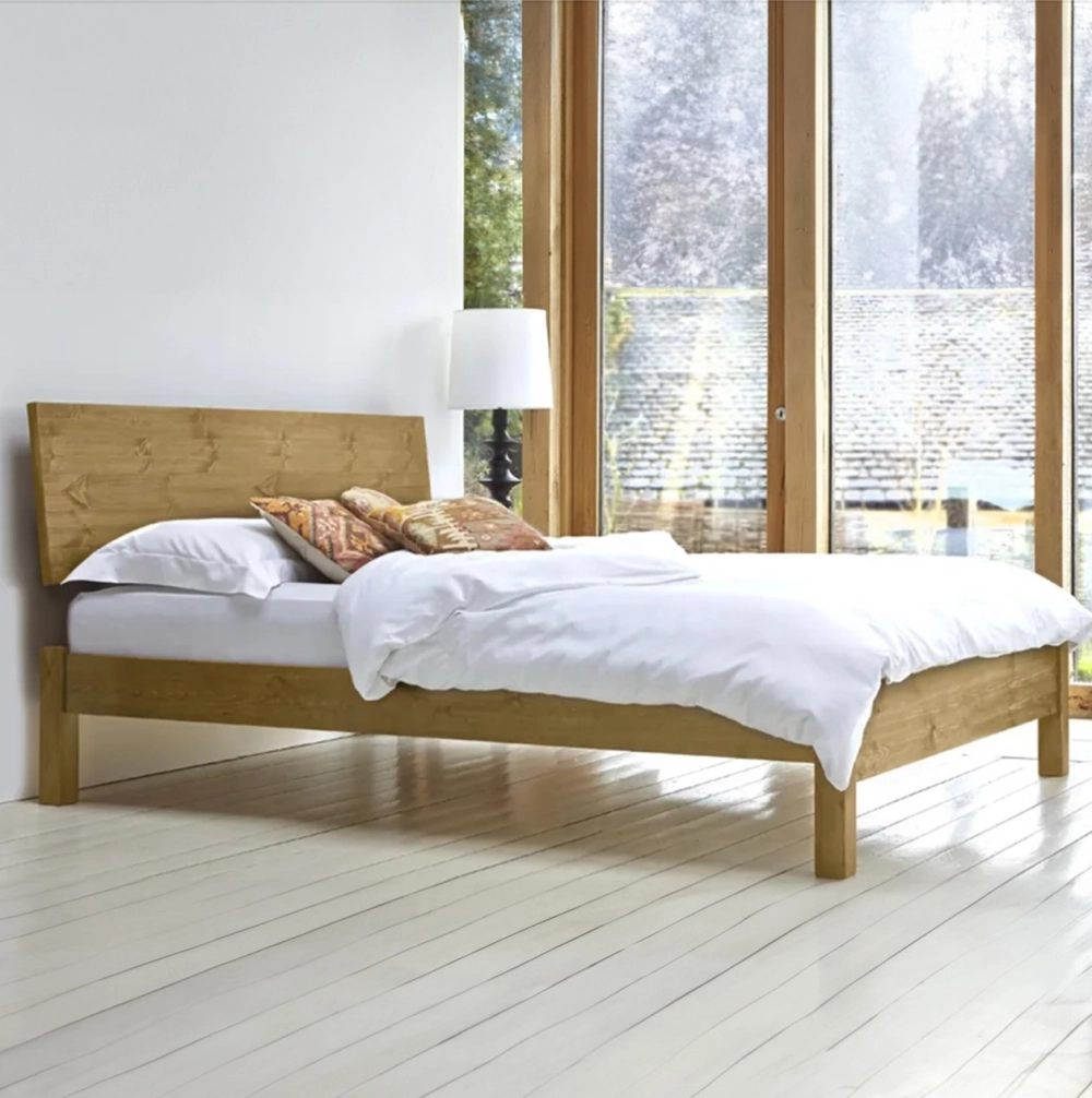 Kiểu dáng giường gỗ chân cao thoáng gầm dễ vệ sinh