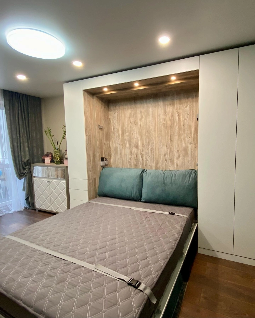 Thiết kế giường thông minh khung sắt sơn tĩnh điện chắc chắn