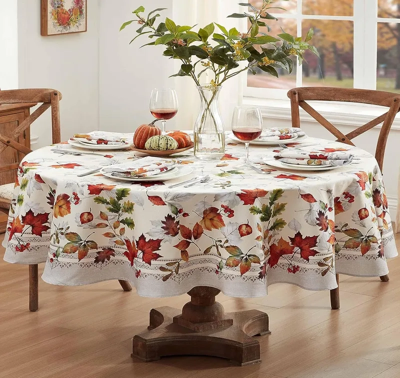 Tạo không gian ấm cúng với ảnh khăn trải bàn gia đình