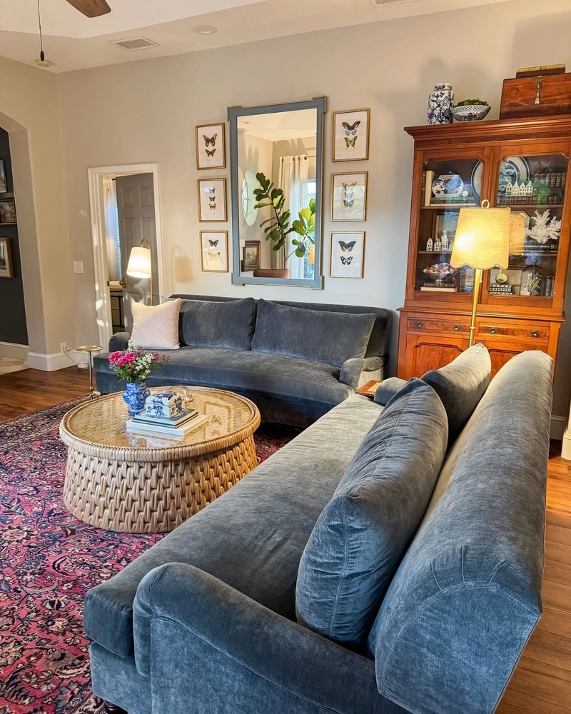 Tiện nghi đầy đủ trong phòng khách nhà ống tiện nghi