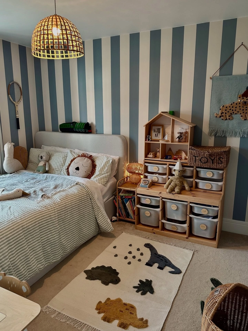 Giải pháp thiết kế phòng ngủ cho 2 bé trai sử dụng giường đôi