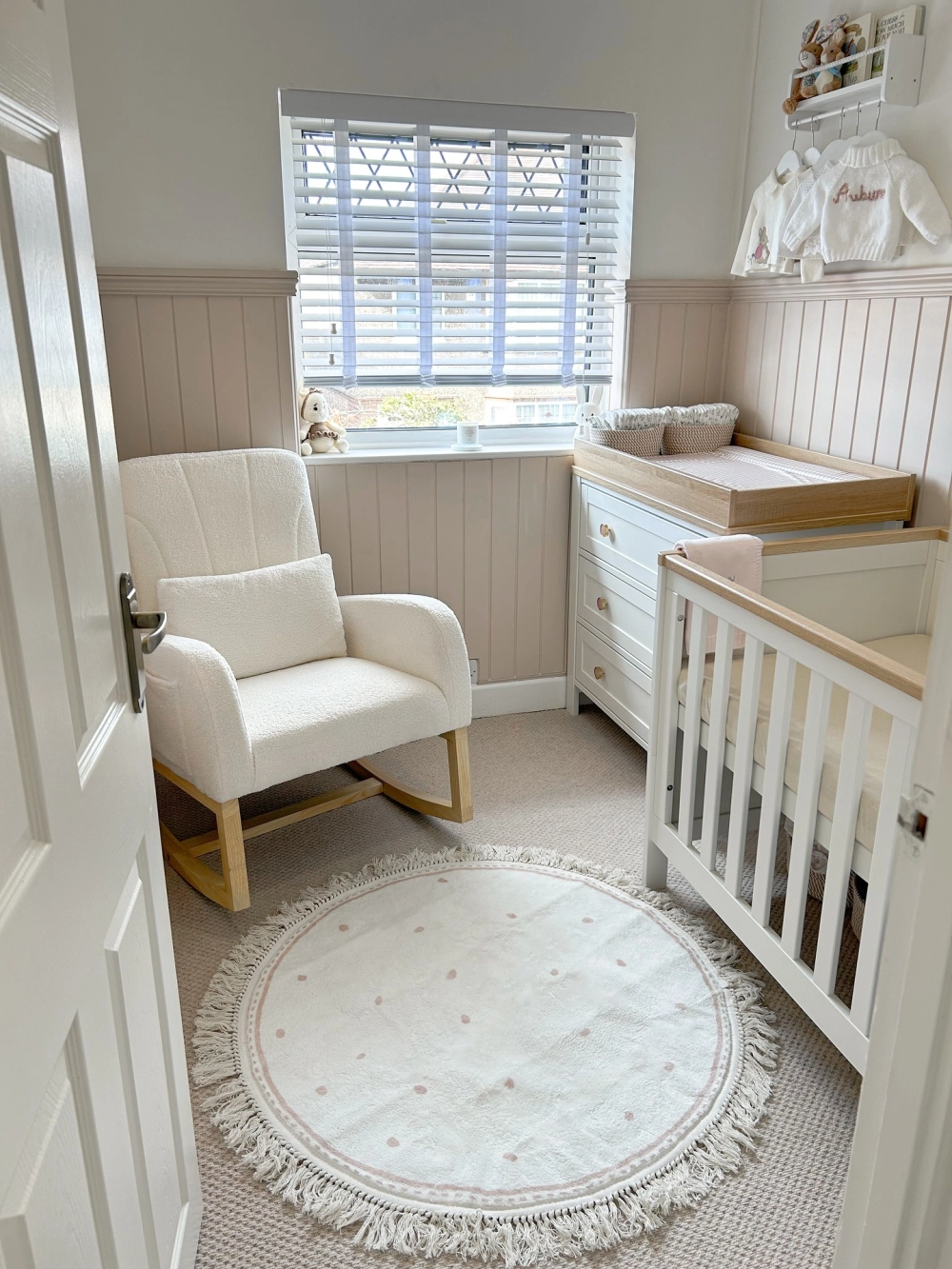 Mẫu giường ngủ thông minh kết hợp bàn học cho không gian nhỏ