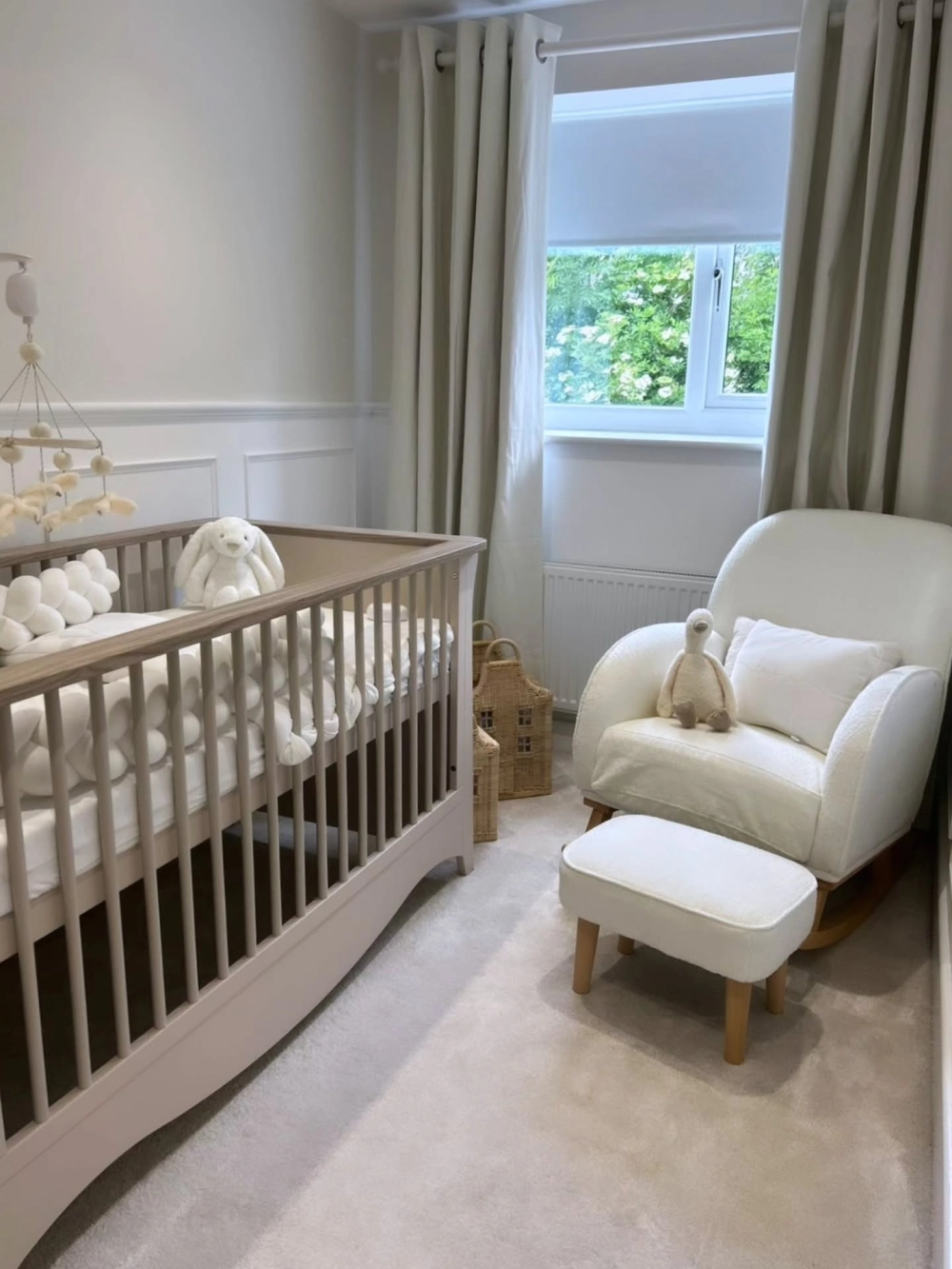 Mẫu đèn ngủ cho bé hình thú ngộ nghĩnh tạo cảm giác ấm áp