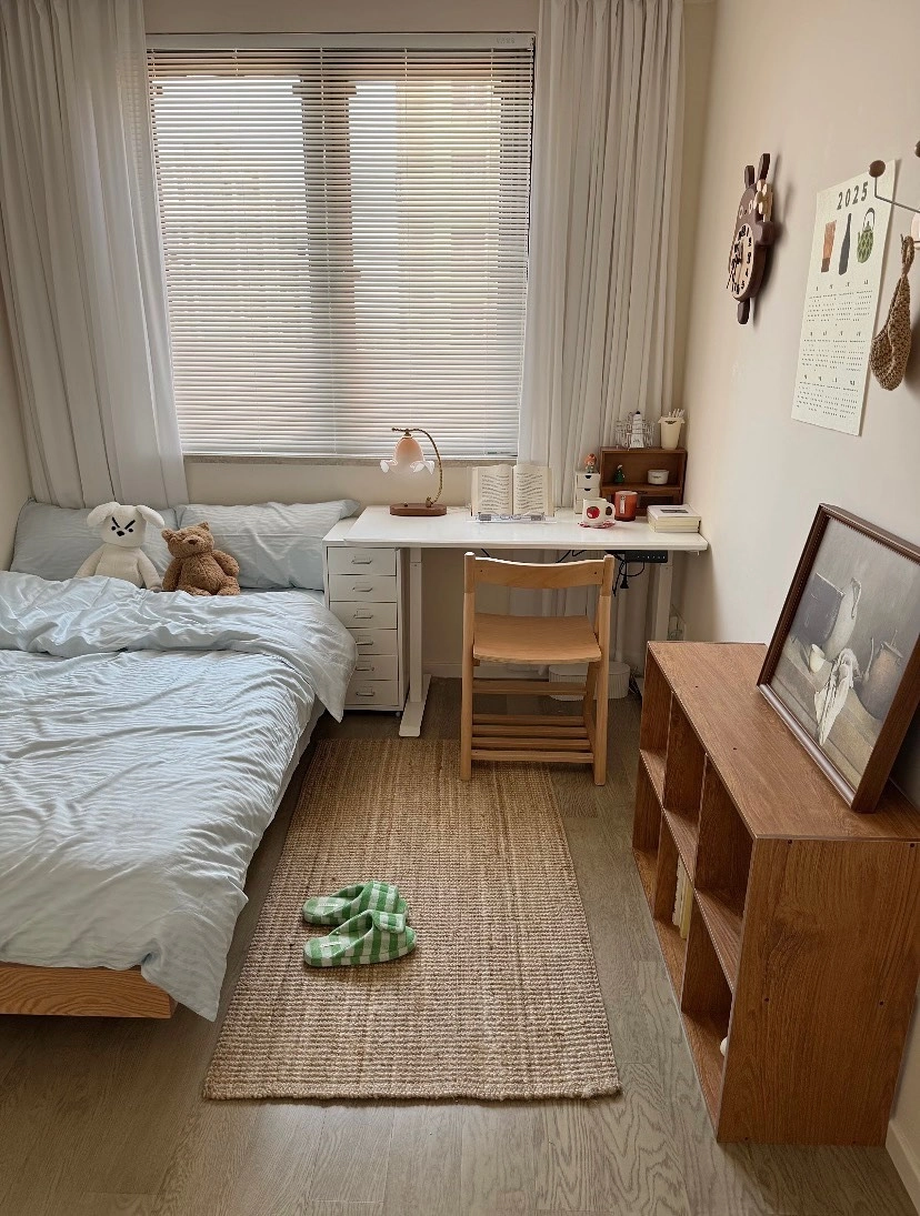 Trang trí cây xanh giúp không gian phòng ngủ đẹp và thoáng đãng