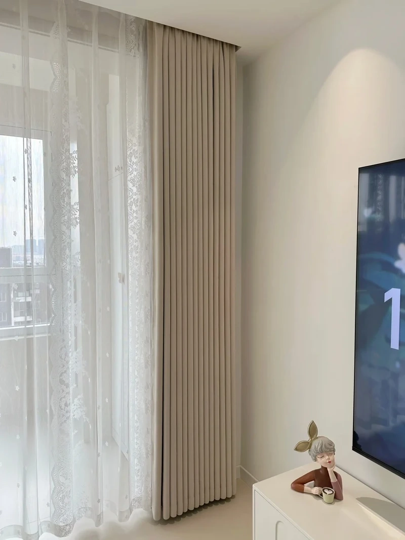 Nhẹ nhàng và tinh tế với rèm cửa phòng khách vải voan