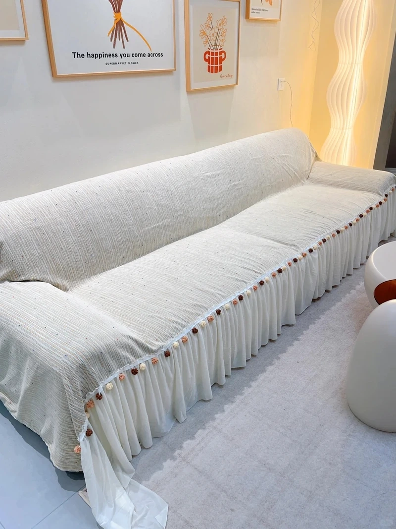 Thanh lịch và nhẹ nhàng với sofa phòng khách gam màu trung tính