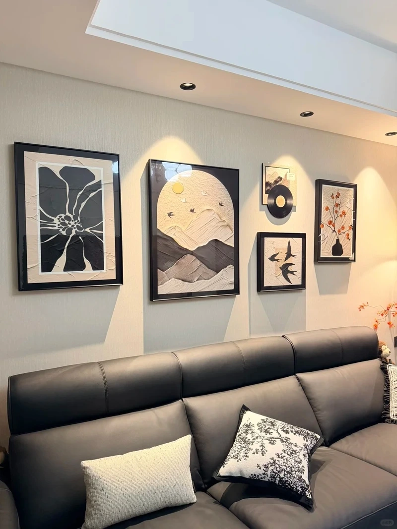 Sang trọng và tinh tế nhờ tranh treo phòng khách đẹp tinh tế