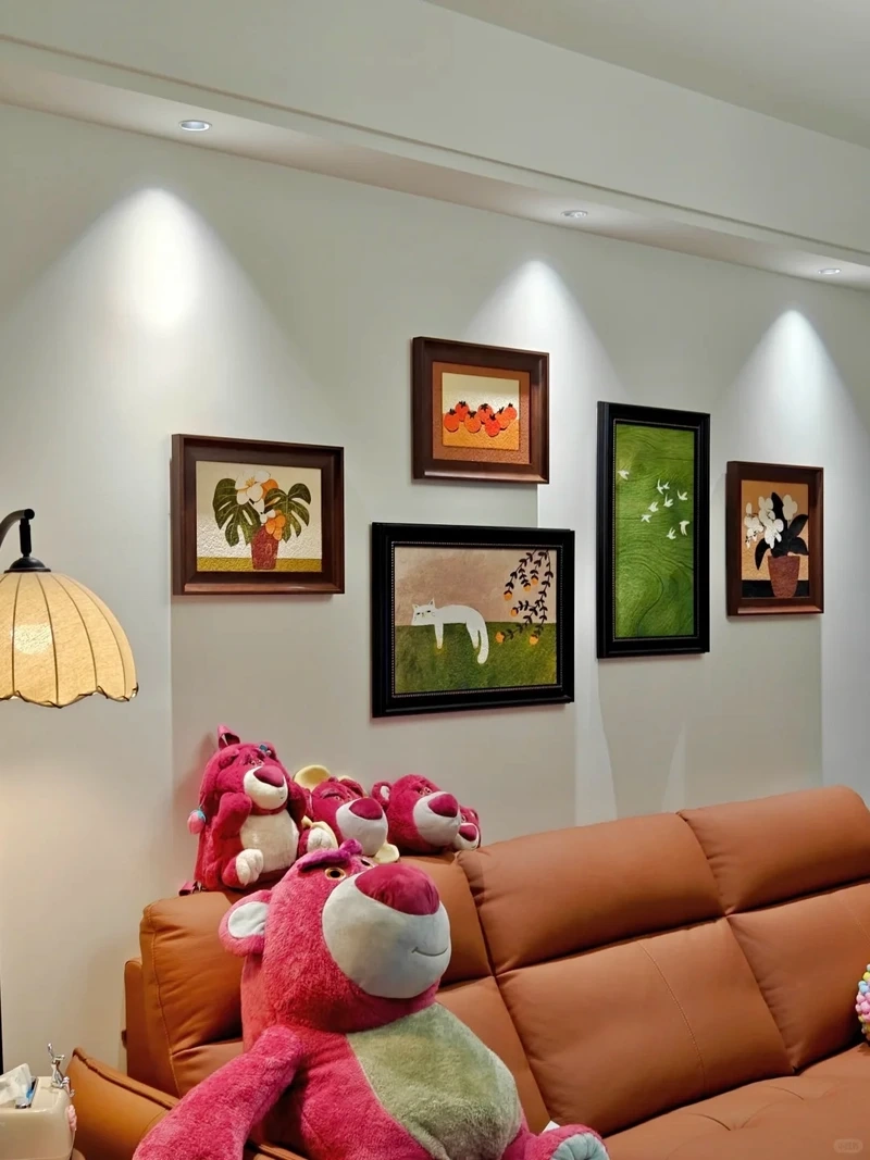 Bắt kịp phong cách với tranh treo phòng khách hợp xu hướng