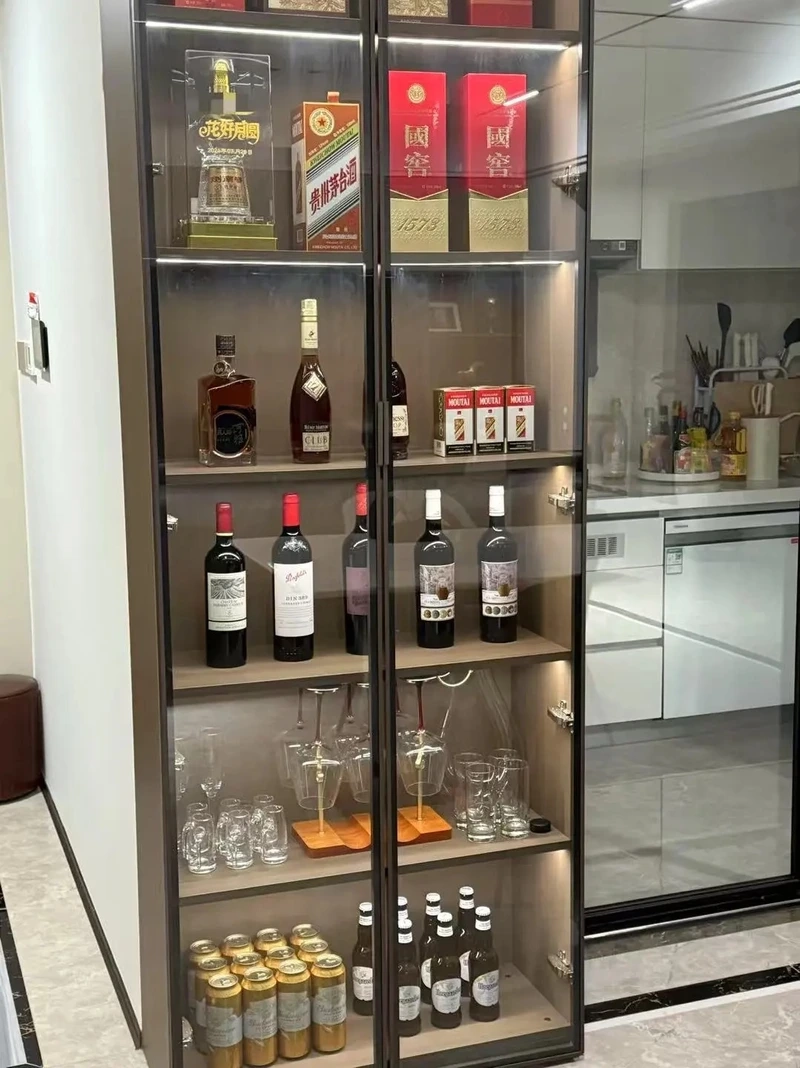 Tối ưu bố trí cùng tủ rượu ngăn phòng khách