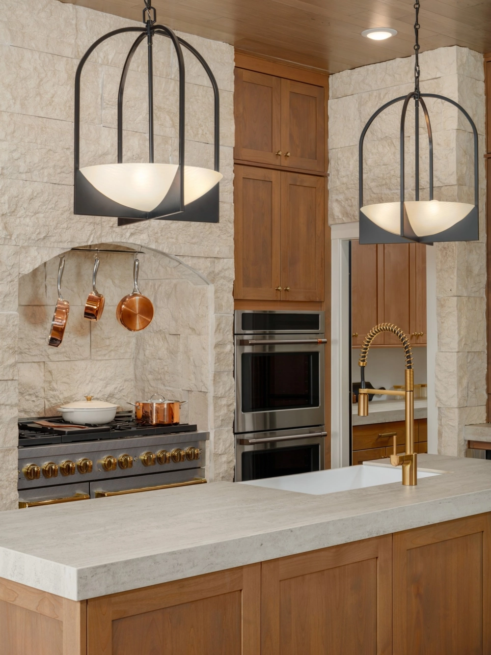 Hướng dẫn thay vòi rửa bát tại nhà đơn giản