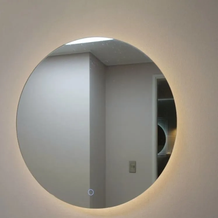 Lớp bảo vệ chống oxy hóa phía sau gương led nhà tắm