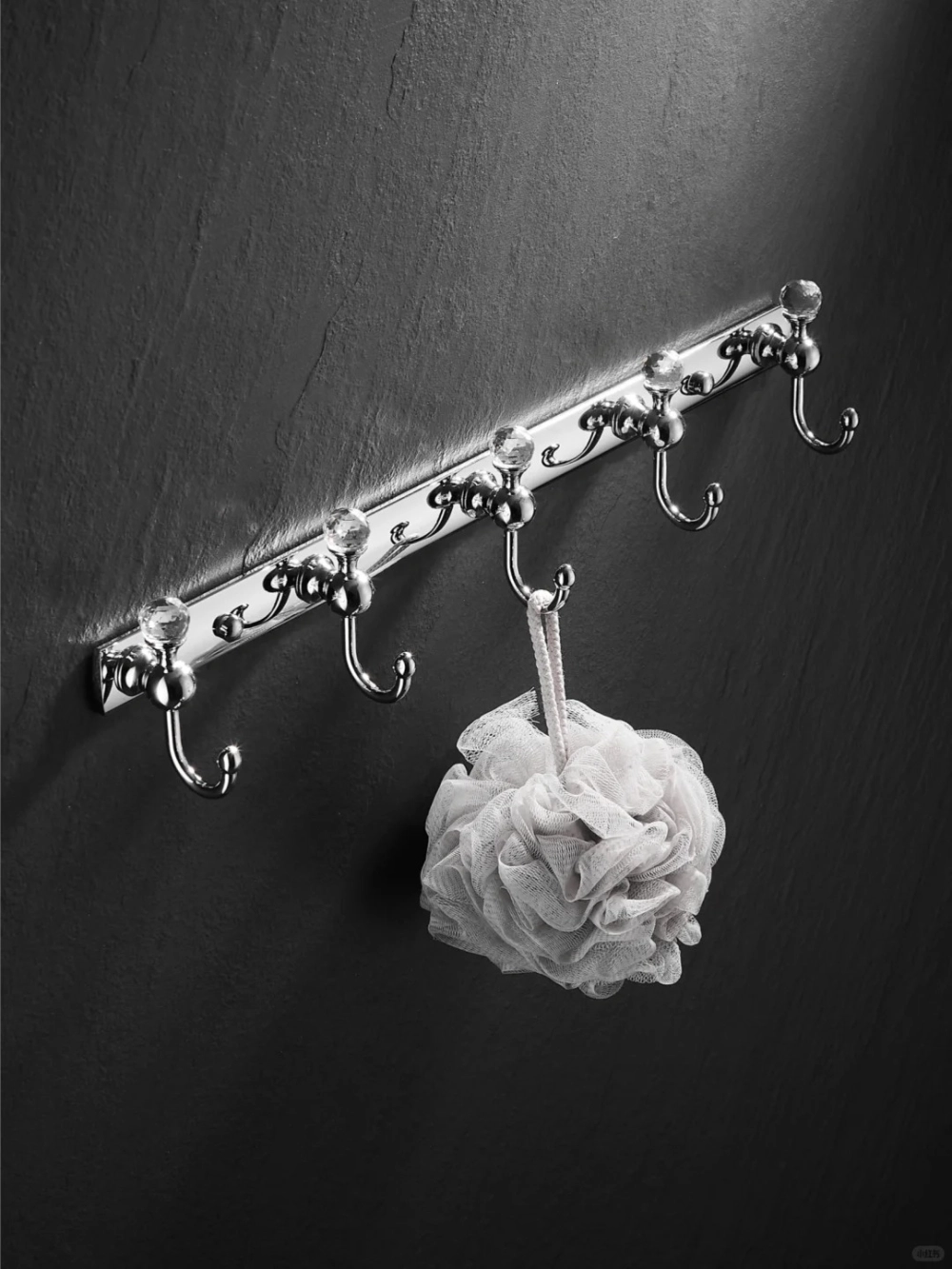 Móc treo quần áo inox 304 đính đá sang trọng bền bỉ