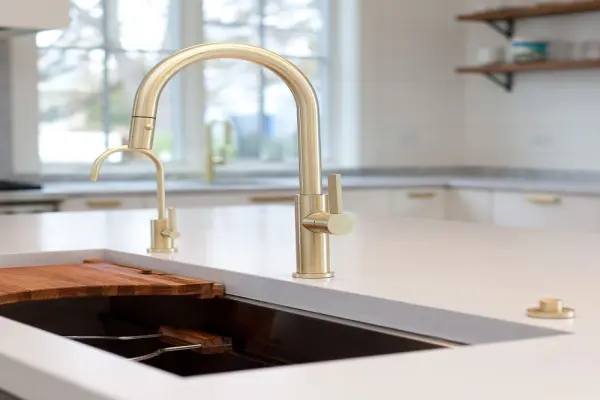 Tuyển tập vòi rửa bát đẹp sang trọng và tiện nghi