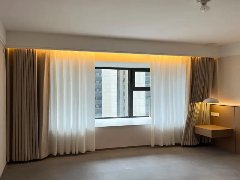 Những mẫu rèm cửa phòng khách tinh tế làm sáng mọi góc nhà