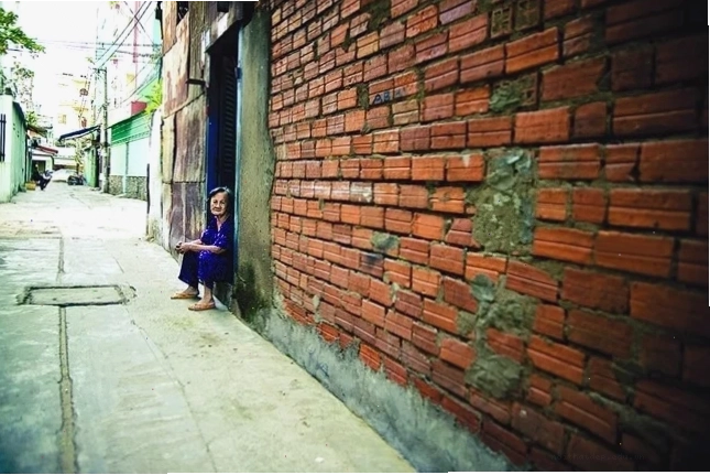 cach phu nu doi dien voi su co don tuoi gia